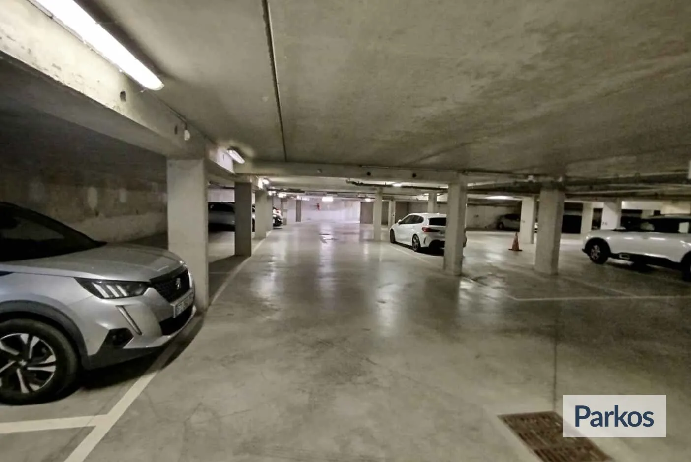 Park & Valet - Parking Charles de Gaulle - picture 1